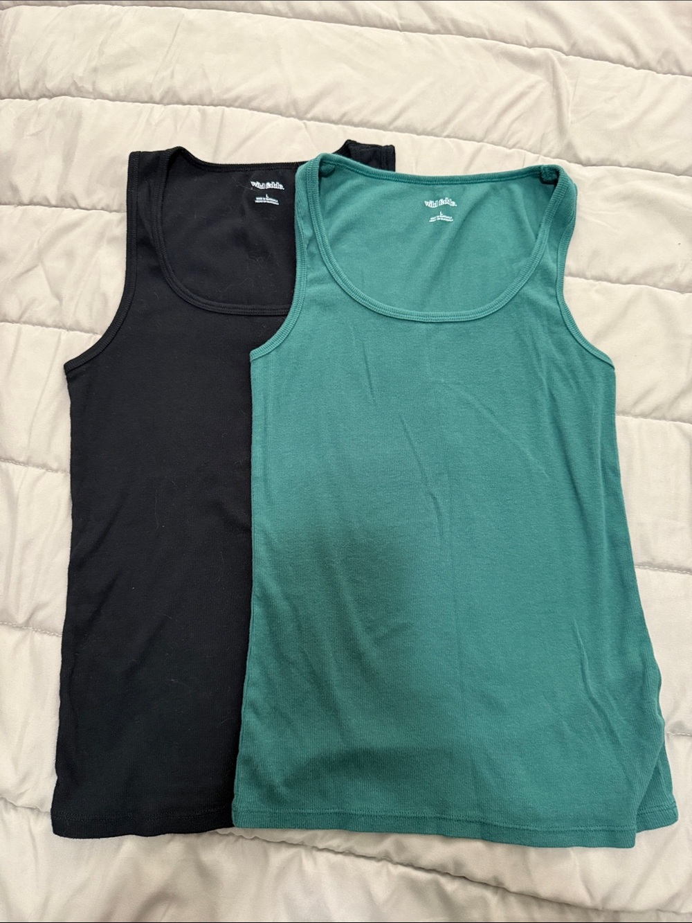 🫶🏼3 for $12!!🫶🏼 wild fable Scoop Neck Tank Top Duo - Black & Teal Green